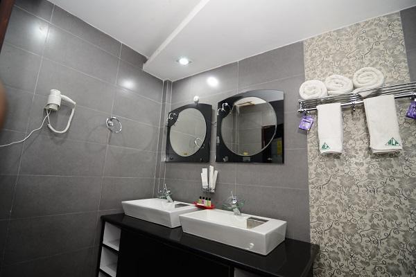 Hotel Little Palace Dibrugarh Exterior photo