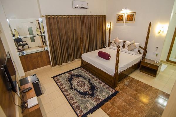 Hotel Little Palace Dibrugarh Exterior photo